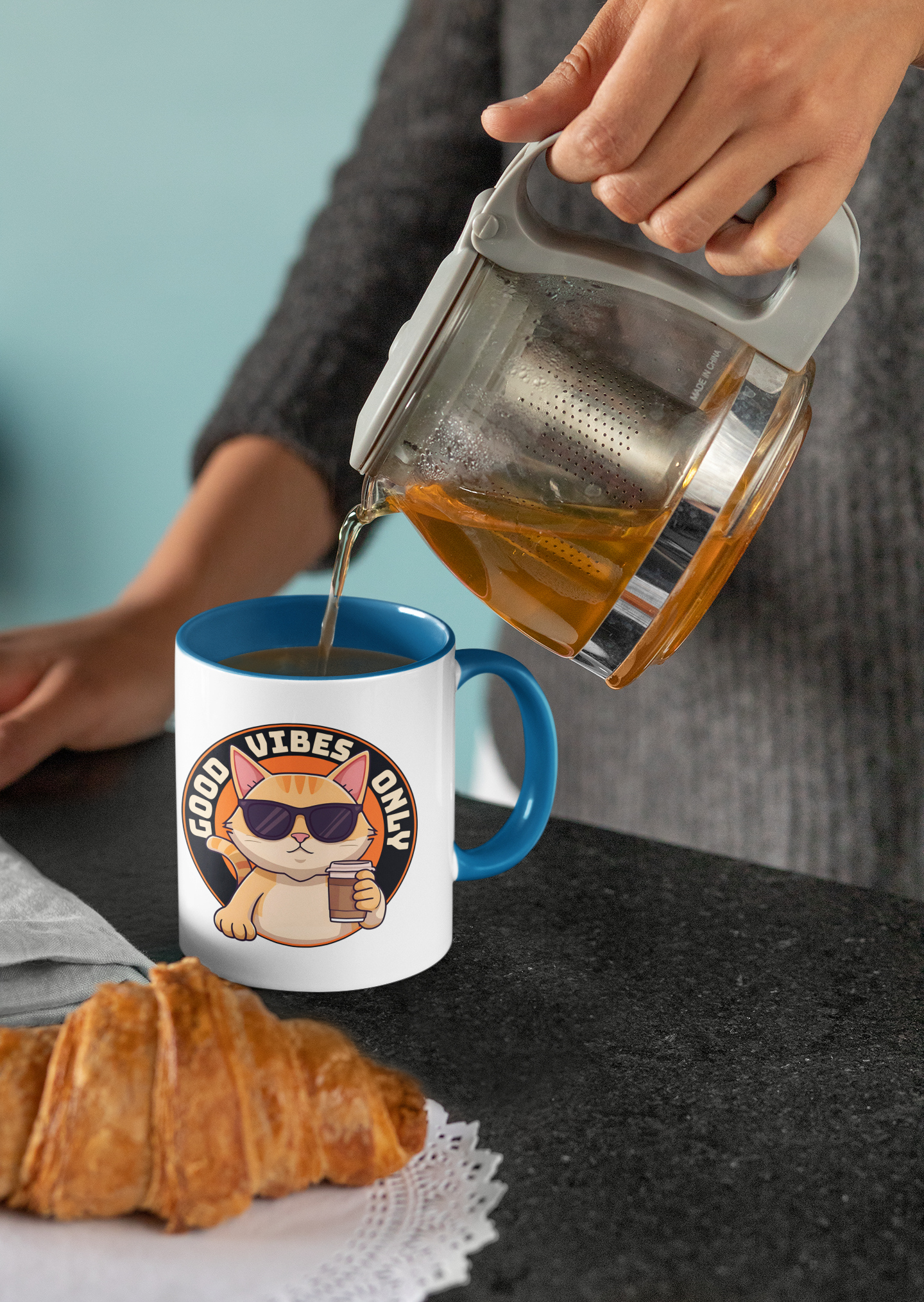 Good Vibes Only Cat Ceramic Coffee Mug – Fun 11oz Design Gift